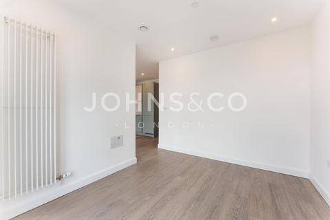 1 bedroom apartment to rent, Ellipse House, Royal Eden Docks, London, E16