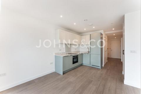 1 bedroom apartment to rent, Ellipse House, Royal Eden Docks, London, E16