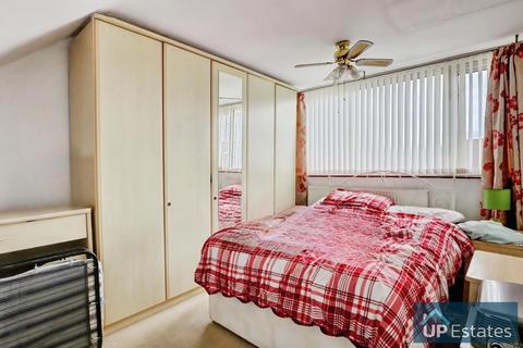 20 Elgar Road, Coventry, CV6 7JH