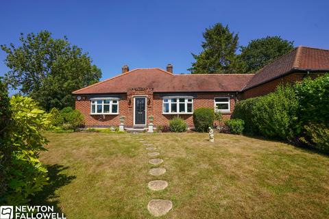 3 bedroom detached bungalow for sale, Markham Road  Askham , Newark NG22