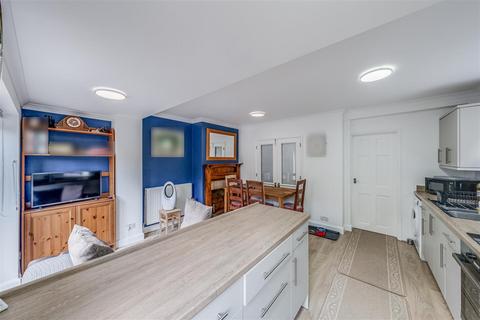 65 Crayford Way, Crayford, Dartford, DA1 4JY