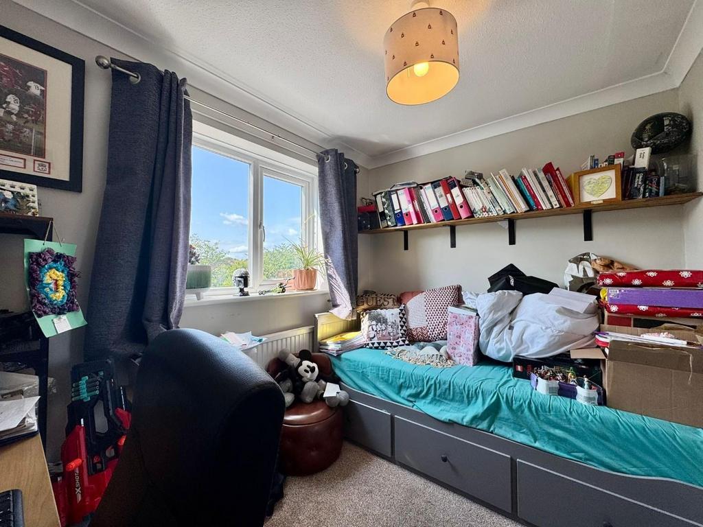 Bedroom 4 (1).jpg