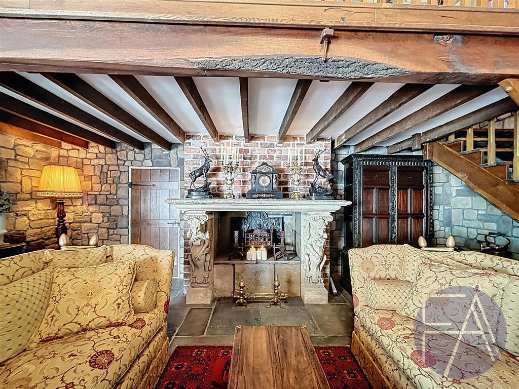 Formal Lounge