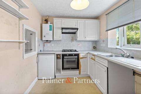 3 Beaumont Close, Colchester, CO4 5XE