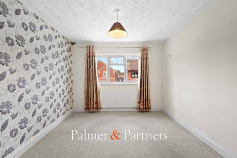 3 Beaumont Close, Colchester, CO4 5XE