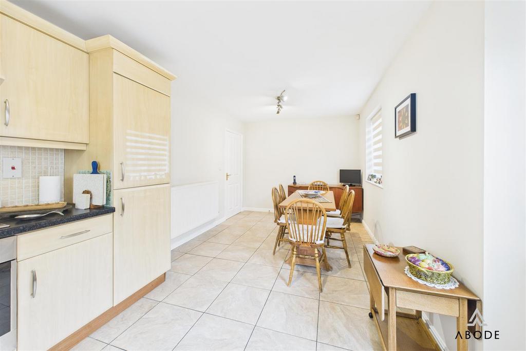 CAM04151 G0-PR0199-STILL024.jpg