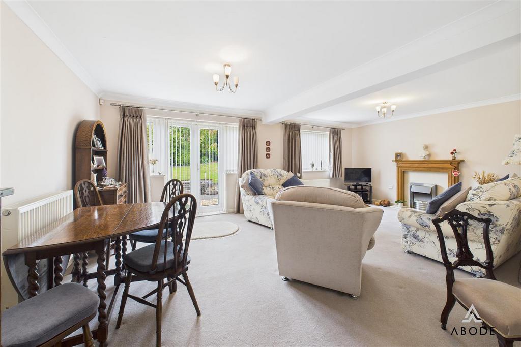 CAM04151 G0-PR0199-STILL015.jpg