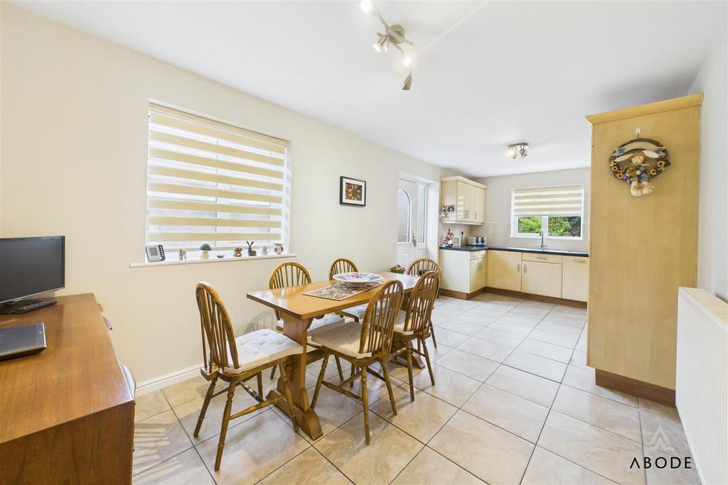 CAM04151 G0-PR0199-STILL026.jpg