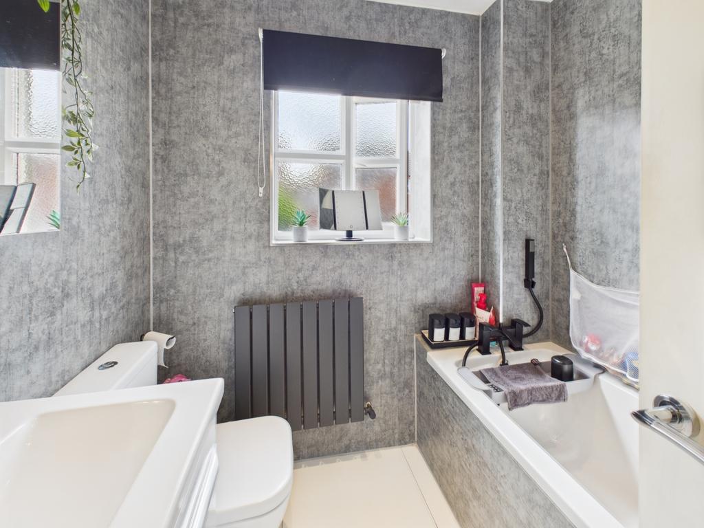 Cam03729 g0 pr0099 still007