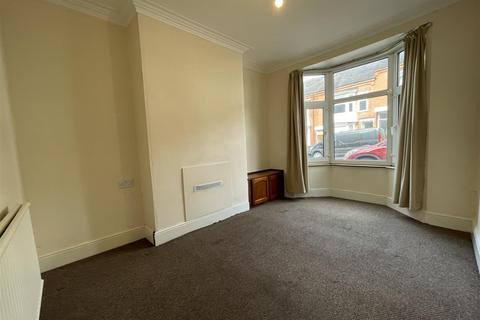 3 bedroom terraced house for sale, Lorne Road, Leicester