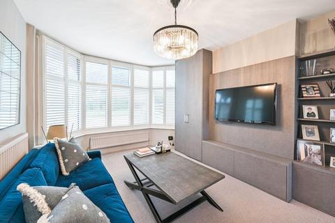 4 bedroom semi-detached house for sale, Hammers Lane, Mill Hill, NW7