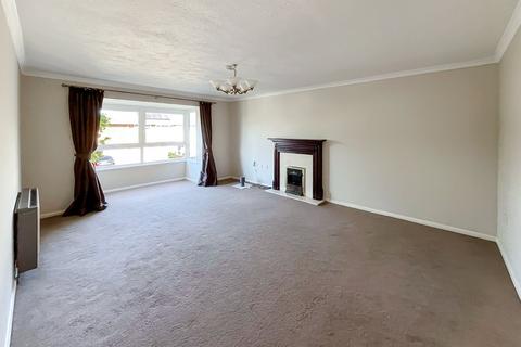 2 bedroom apartment for sale, Mendip Court, Woodlands Avenue, Rustington, West Sussex