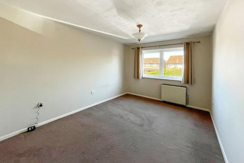 2 bedroom apartment for sale, Mendip Court, Woodlands Avenue, Rustington, West Sussex