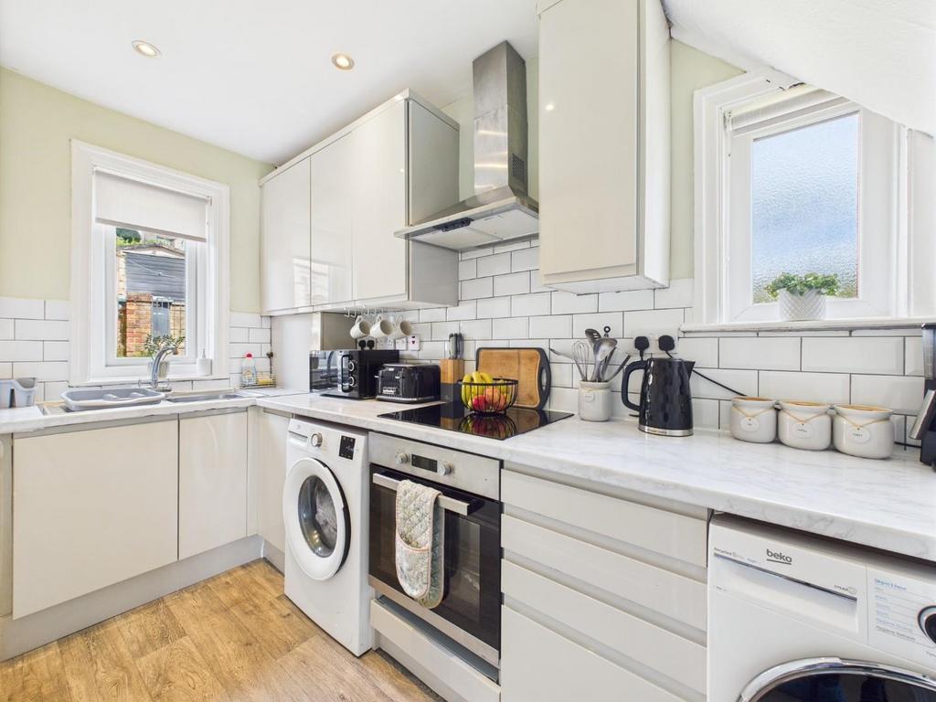 CAM04899 G0-PR0164-STILL003.jpg