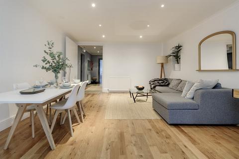 1 bedroom flat for sale, Pembridge Square, London, W2