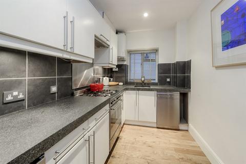 1 bedroom flat for sale, Pembridge Square, London, W2
