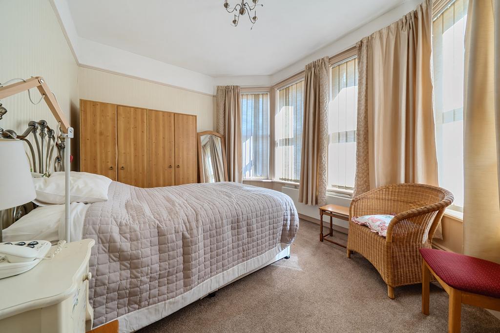 1324512-3-687768d53d209-ARW-1