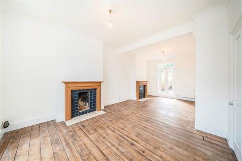 2a Delafield Road, London, SE7 7NP