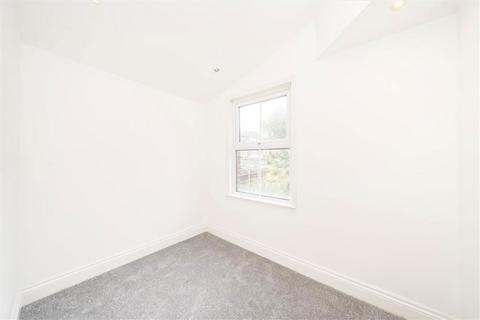 2a Delafield Road, London, SE7 7NP