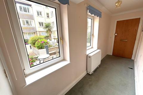 1 bedroom flat for sale, Strand, Leander Court Strand, TQ14