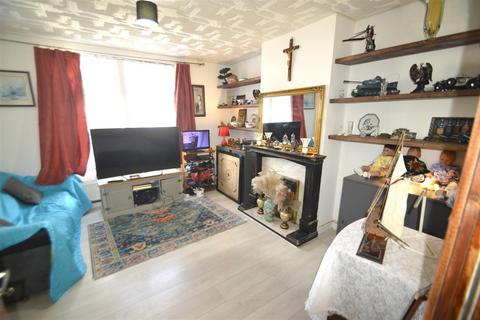 2 bedroom terraced house for sale, Cornshaw Road, Dagenham