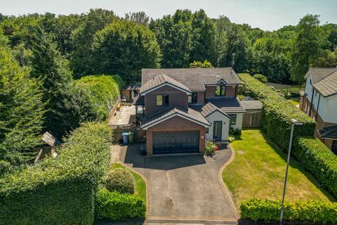 undefined, Crown Green, Lymm WA13