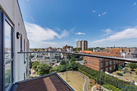 1 bedroom apartment for sale, Neptune House, Heene Road, Worthing, East Sussex, BN11 3FA