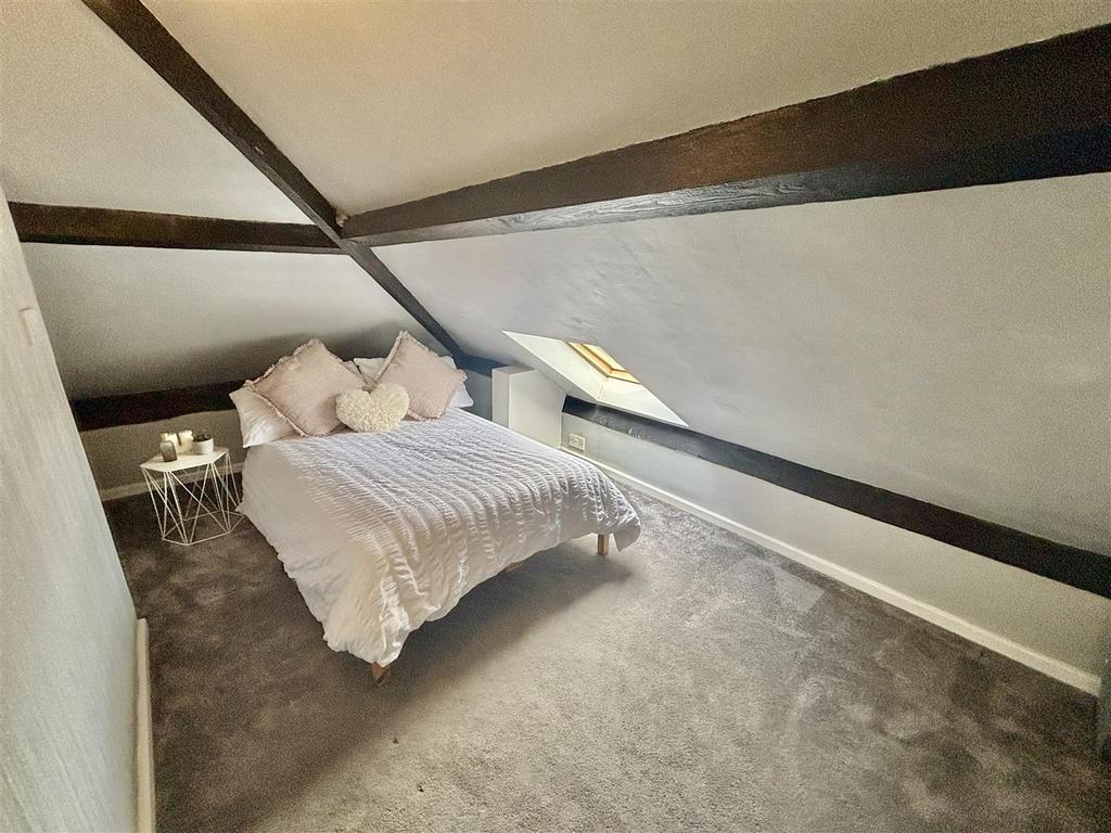 Loft Room 1