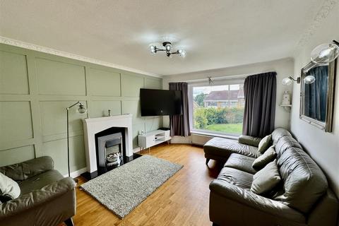 4 bedroom semi-detached house for sale, Moor Drive, Oakworth, Keighley, BD22 7RF