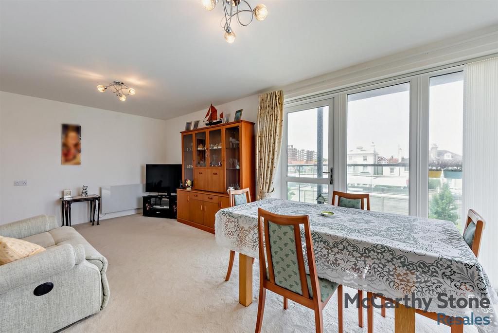 8654315-interior14-800.jpg