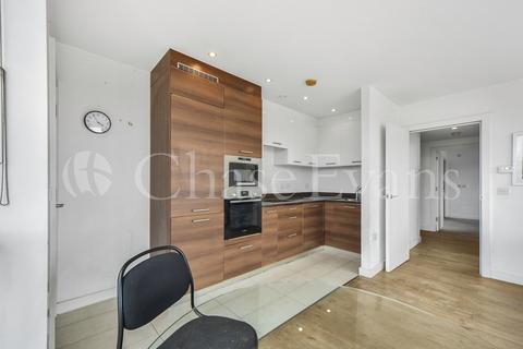 2 bedroom flat for sale, Forge Square, Isle Of Dogs, London, E14