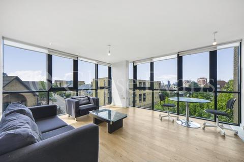 2 bedroom flat for sale, Forge Square, Isle Of Dogs, London, E14