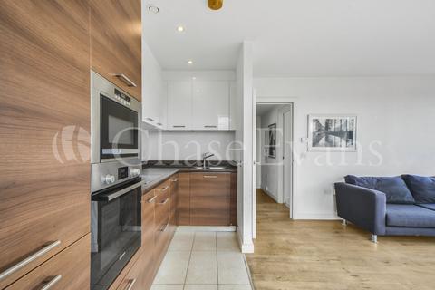 2 bedroom flat for sale, Forge Square, Isle Of Dogs, London, E14