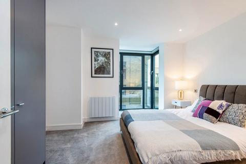 2 bedroom flat for sale, Tavistock Crescent, London W11