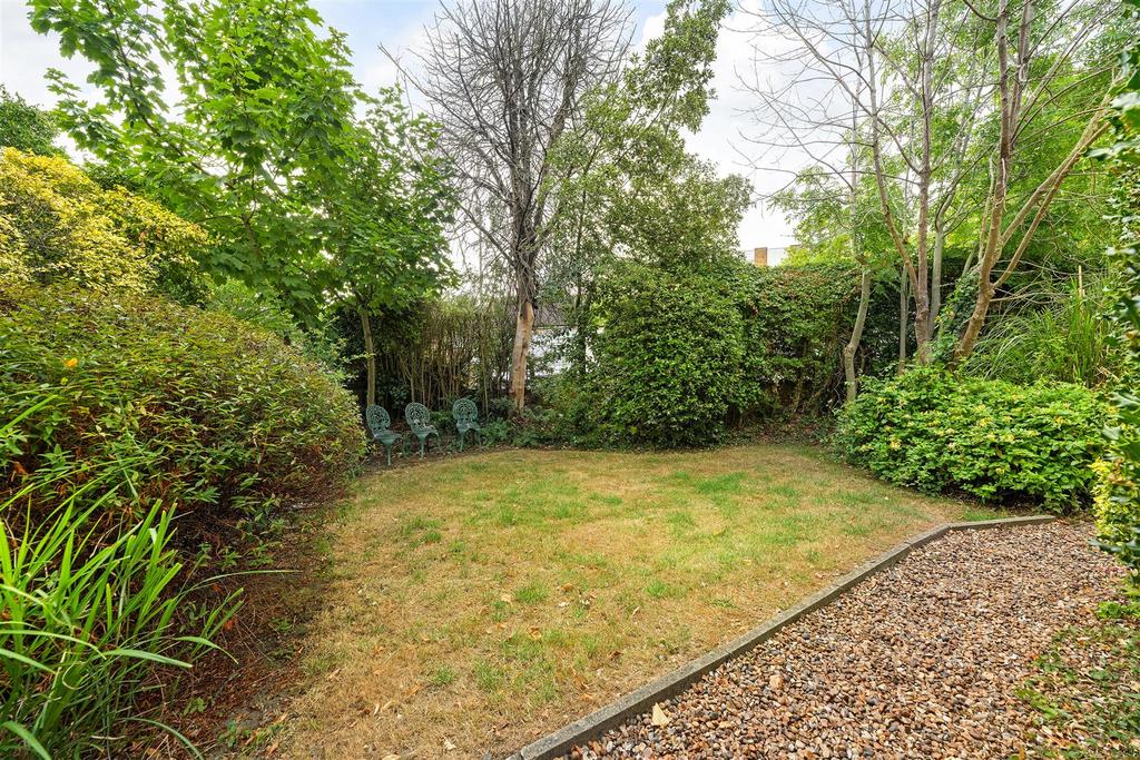 Croydon Road-10.JPG