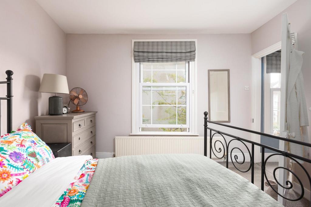33 Eldon Terrace, BS3-15.jpg