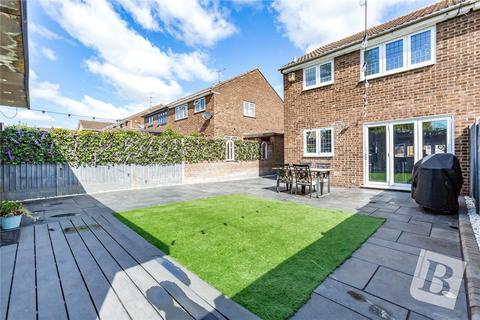 3 bedroom semi-detached house for sale, Poppy Close, Pilgrims Hatch, Brentwood, Essex, CM15