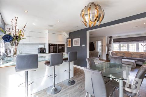 3 bedroom semi-detached house for sale, Poppy Close, Pilgrims Hatch, Brentwood, Essex, CM15