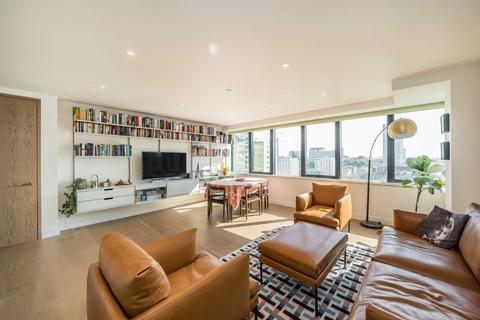 2 bedroom flat for sale, Fann Street, London EC2Y