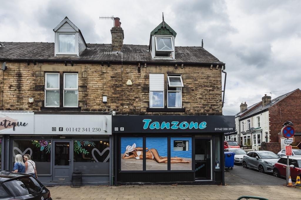 2 bedroom flat for sale