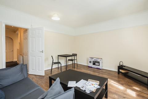 2 bedroom flat for sale, Middlewood Road, Sheffield S6