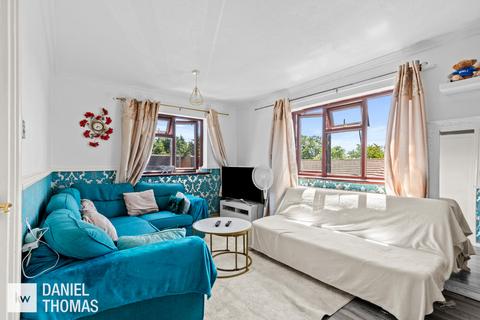 undefined, Sandringham Way, Waltham Cross, EN8