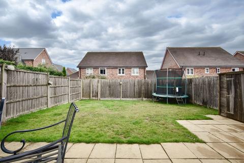 3 Foresters Way, Wouldham, Rochester, ME1 3FR