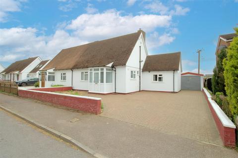 3 bedroom semi-detached house for sale, Peasecroft, Cottered
