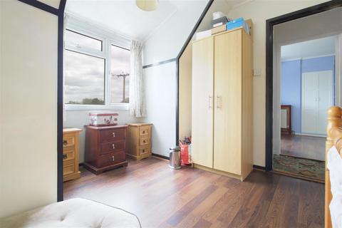 3 bedroom semi-detached house for sale, Peasecroft, Cottered