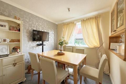 3 bedroom semi-detached house for sale, Lydham Road, Heath Farm, Shrewsbury
