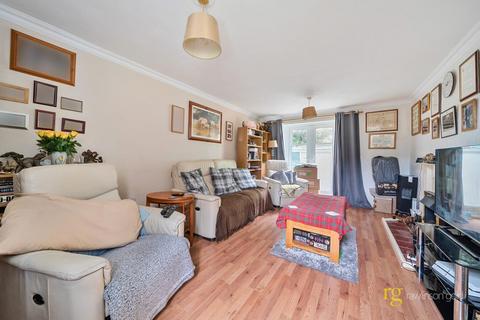 4 bedroom end of terrace house for sale, Hawkins Close, Harrow