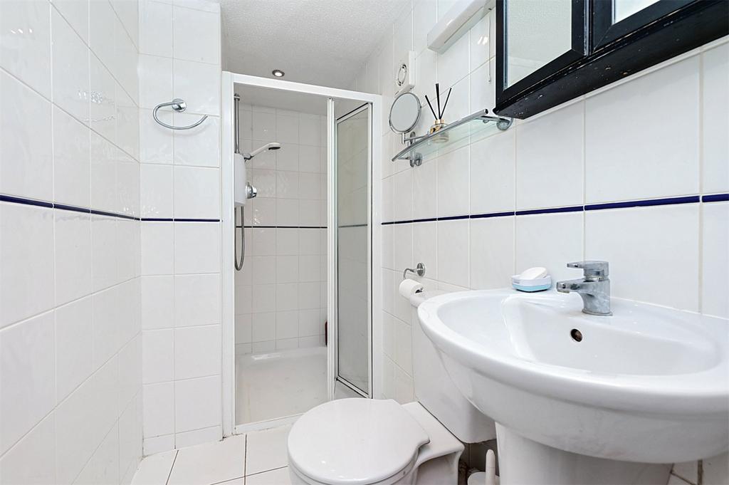 En-Suite Shower