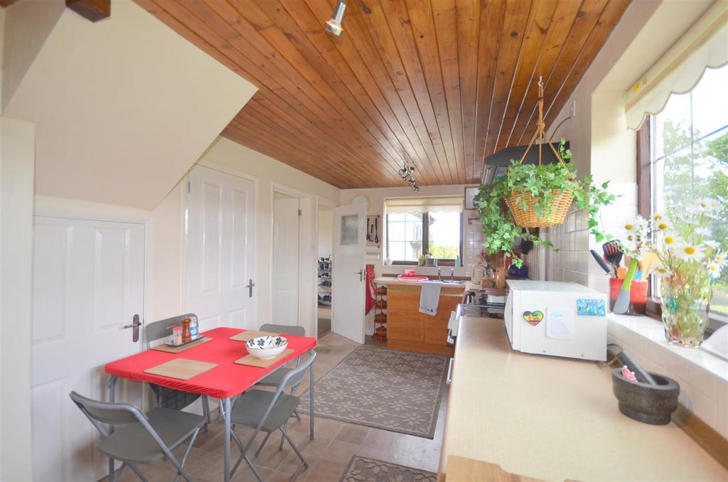 1 ja 4395.jpg
