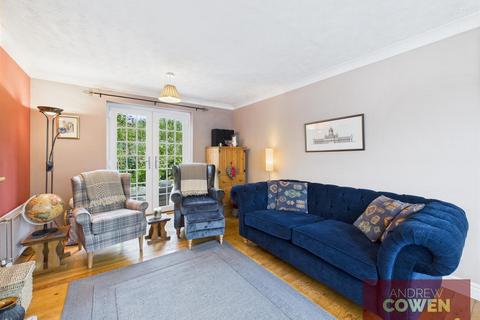 3 bedroom detached house for sale, Bielby Close, Scarborough YO12